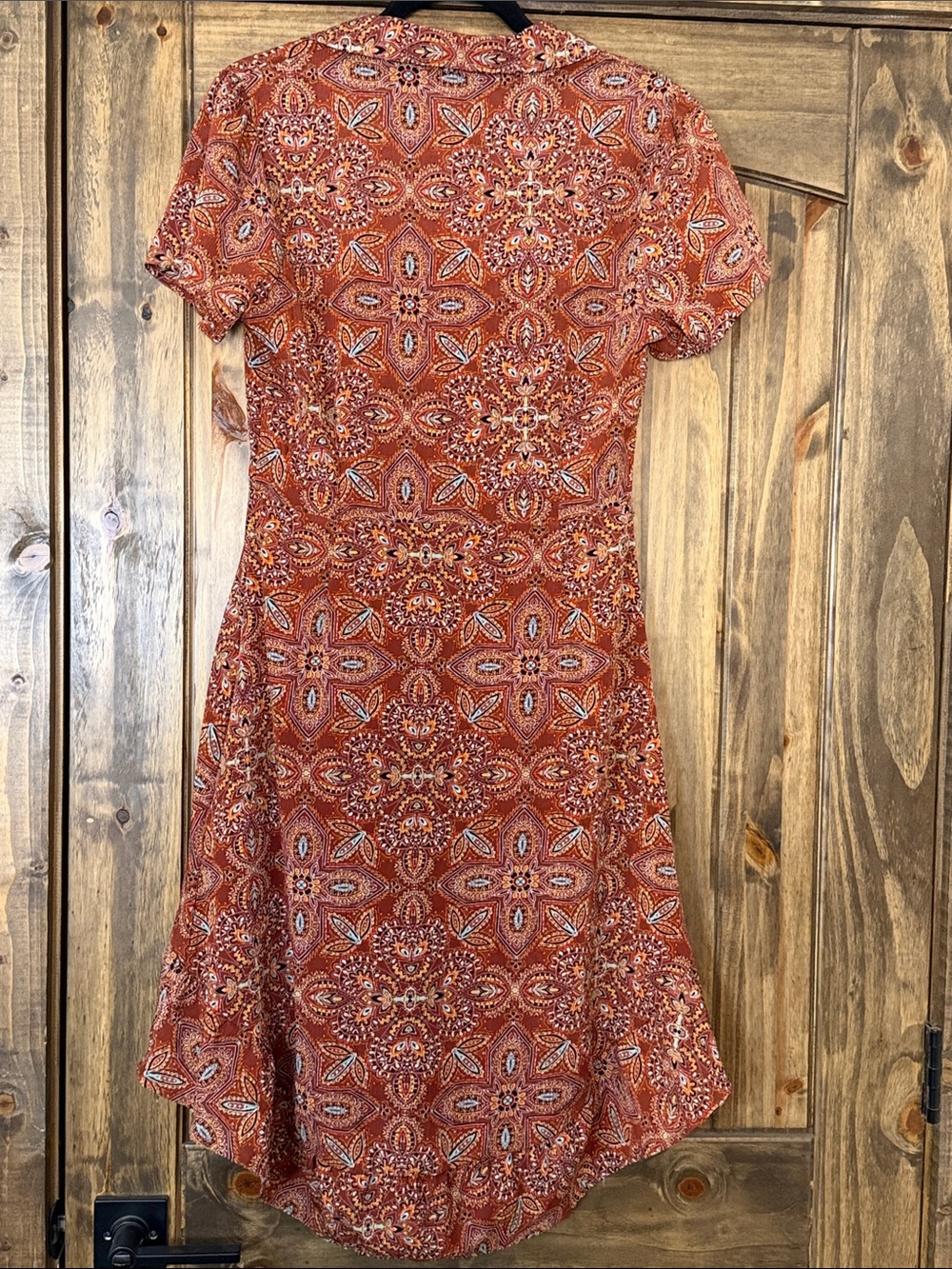 Button-Front Rust Paisley High-Low Dress - Picture 11 of 12